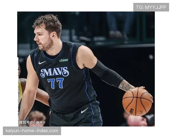 东契奇以内线方式统治比赛 独行侠后卫展示全面技术 东契奇以内线方式统治比赛 独行侠后卫展示全面技术