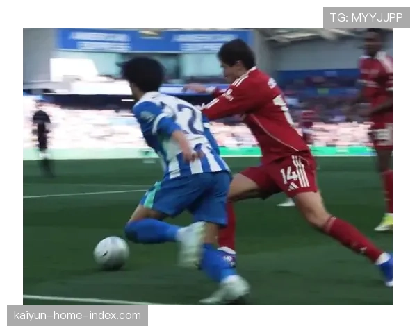 布莱顿控球哲学遭遇身体对抗考验，三笘薰缺阵影响边路突破